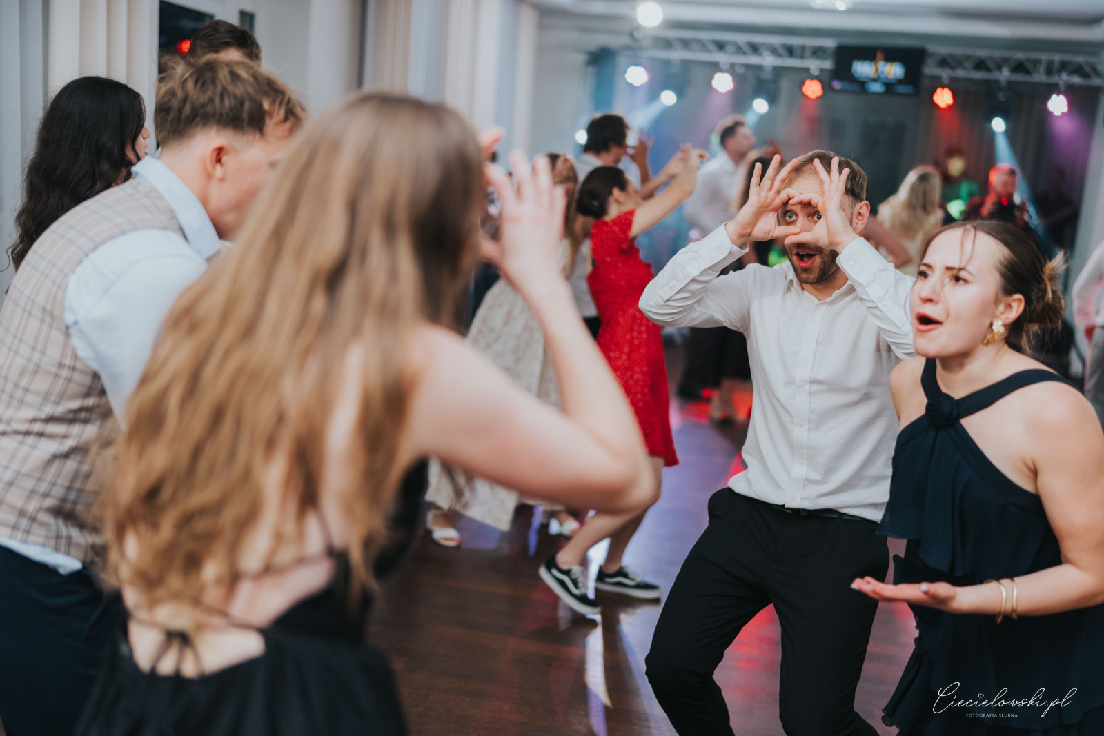KM_0823